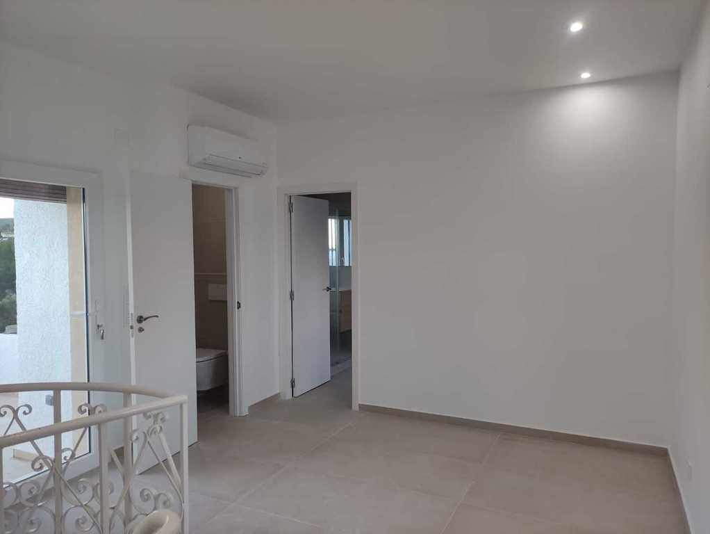 Pasillo y accesos